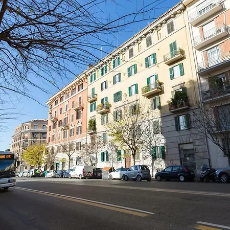 Apartment Casa Amba Aradam Rome